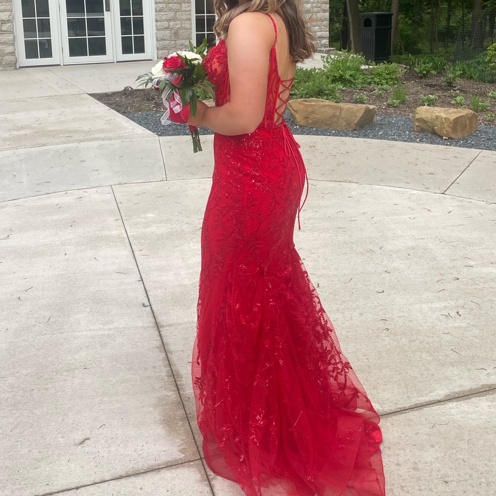 Sherri Hill Prom Dress
